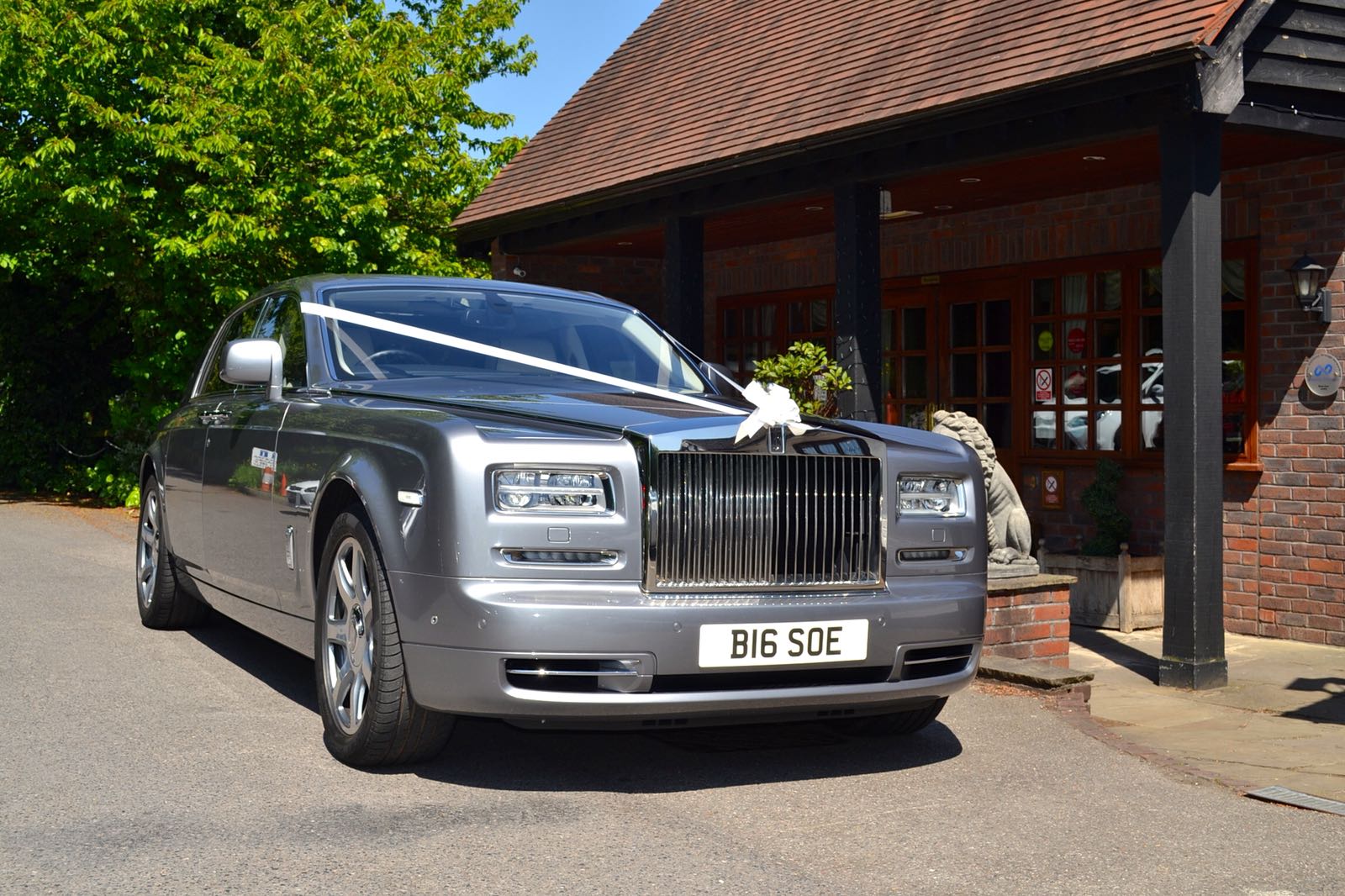 Rolls Royce Phantom Chauffeur Hire in London | EG Chauffeurs