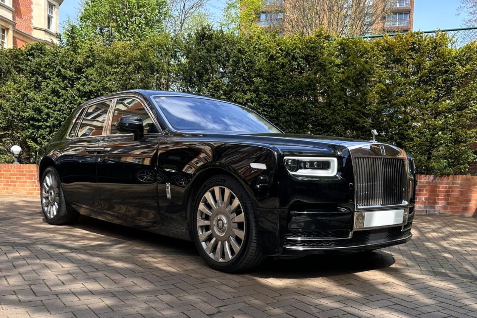 Rolls Royce Phantom Chauffeur Hire