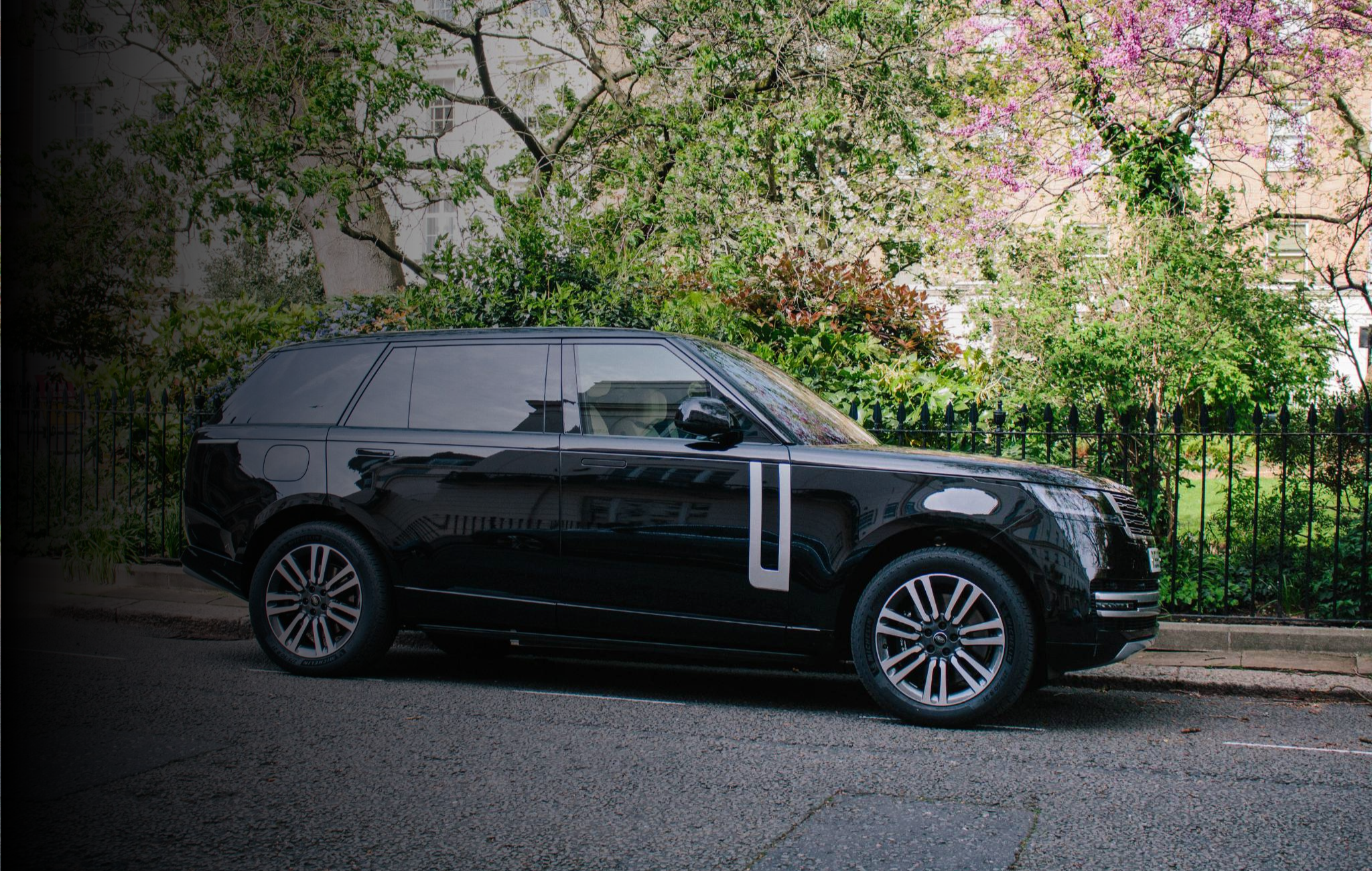 New Range Rover Chauffeur Hire