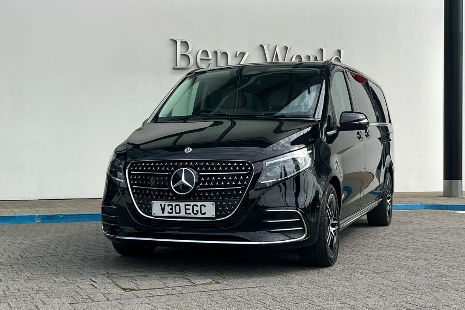 mercedes v class chauffeur