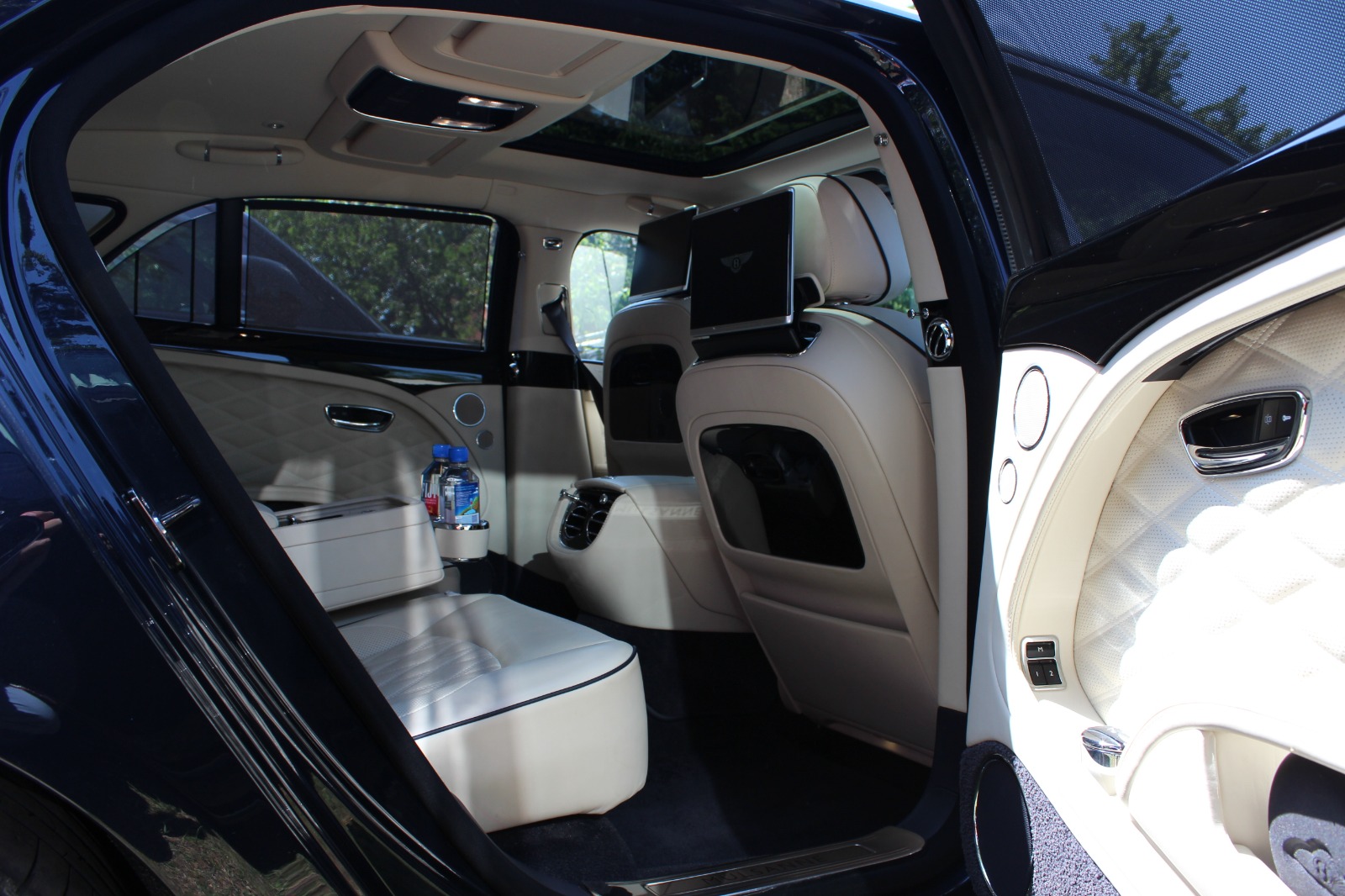 Bentley mulsanne hire london Bentley mulsanne hire london